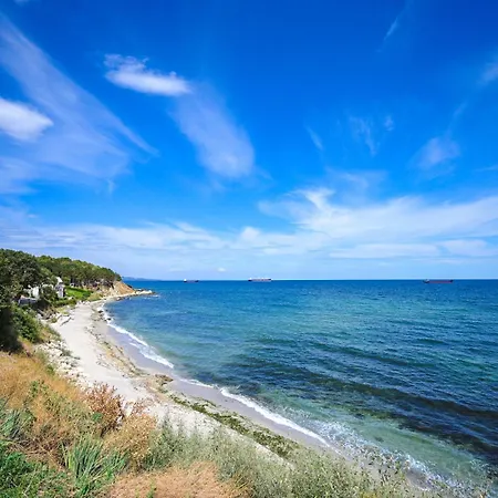 Black Sea Fichoza Vilă
