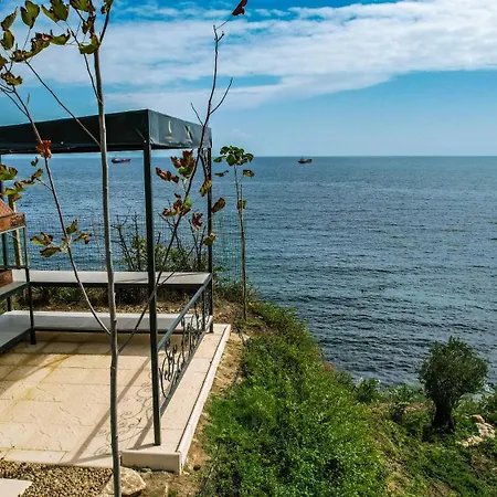 Black Sea Fichoza Vilă